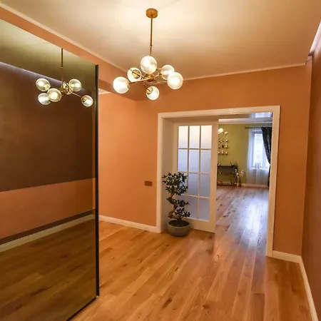 Apartament Stayplay Center Theater Braszów