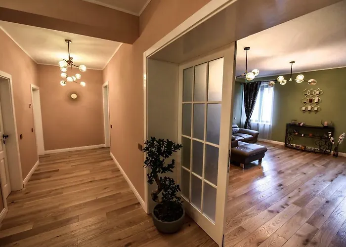 Apartment Stayplay Center Theater *